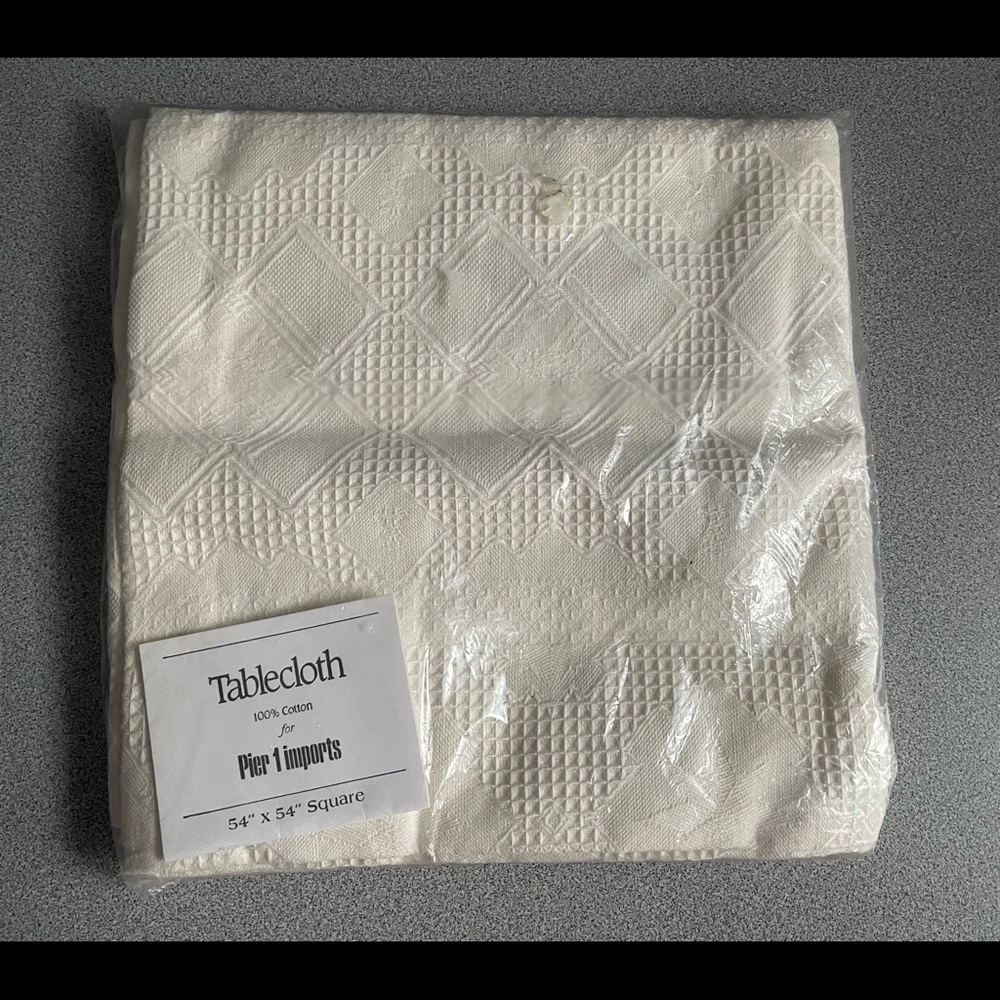 Pier 1 Cotton Cream Square Tablecloth 54x54”